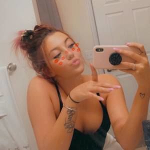 Meet your Posher, Isabel